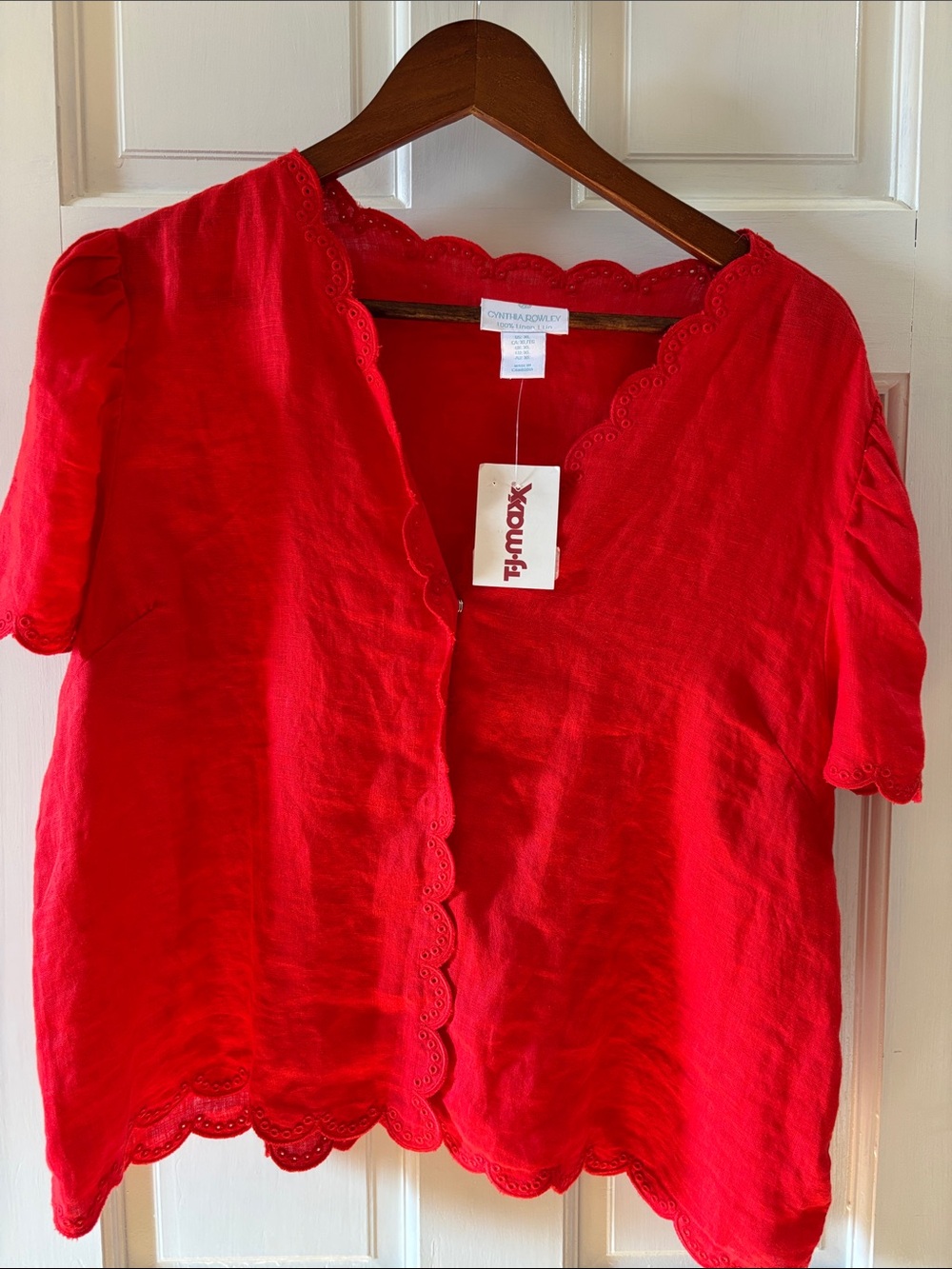 Cynthia Rowley Bright Red Scalloped Linen Button-Down Top